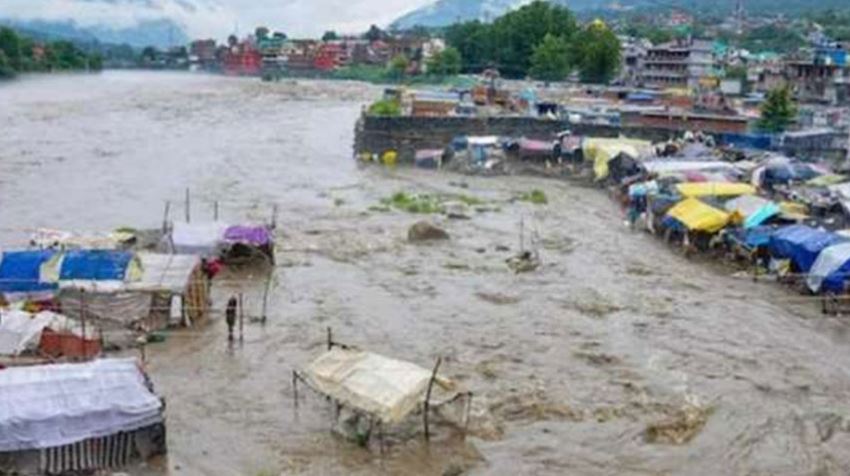 भारत उत्तराखण्डमा पहिरोमा पुरिएर ३ नेपालीको मृत्यु
