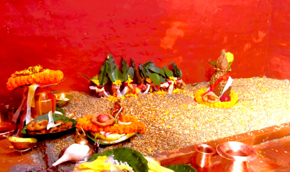 वडादसैं सुरु, घटस्थापना गर्दै घरघरमा जमरा राखियो