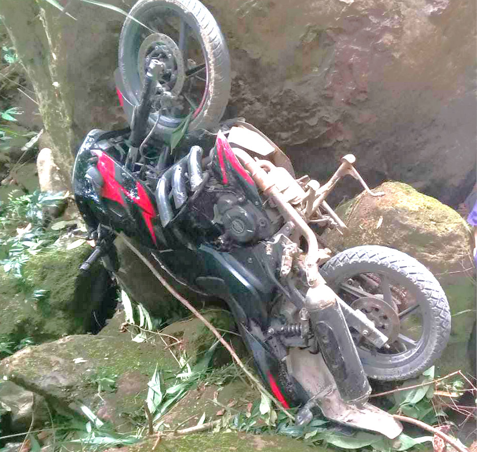 मकवानपुरमा मोटरसाइकल दुर्घटनामा एकै परिवारका ३ को मृत्यु